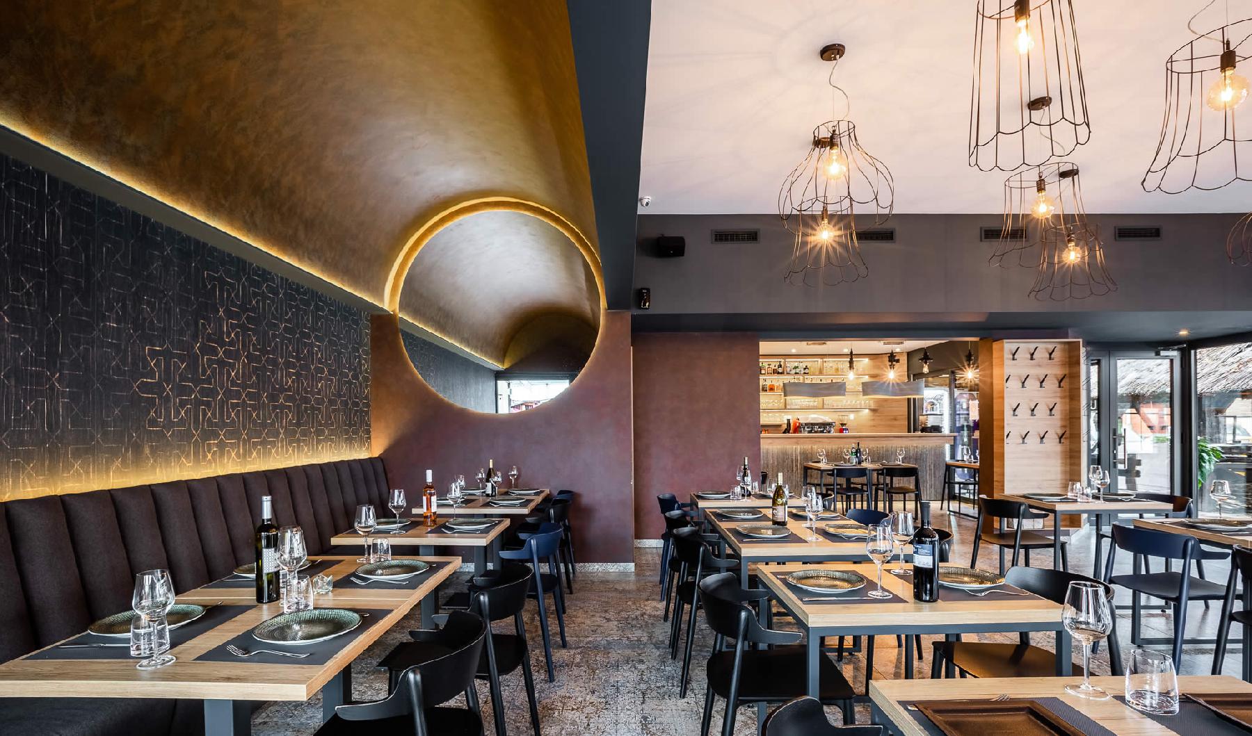 DOBRO DOŠLI U NAJSTARIJI GRAD U EUROPI I NAJSTARIJI RESTORAN U GRADU.